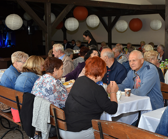 Seniorzy licznie wzięli udział w pikniku